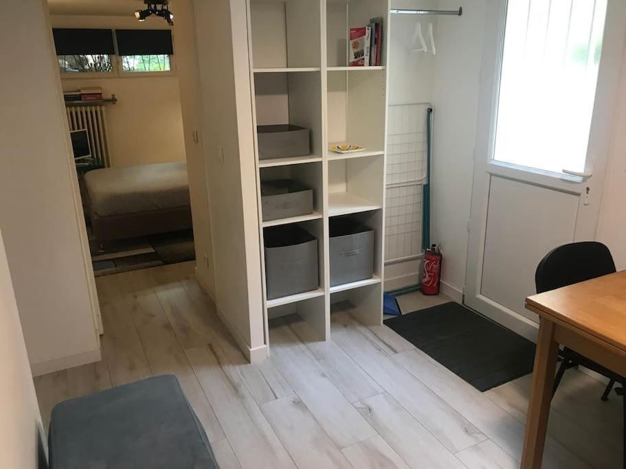 Appartement Cosy, Independant Avec Jardin Meudon Exteriör bild